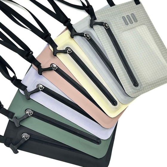 waterproof phone pouch